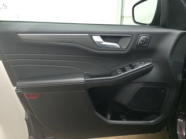 Used 2023 Ford Escape Active w/ Tech Pack #2 image 16