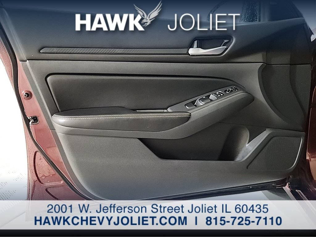 Used 2025 Nissan Altima 2.5 SV FWD image 20