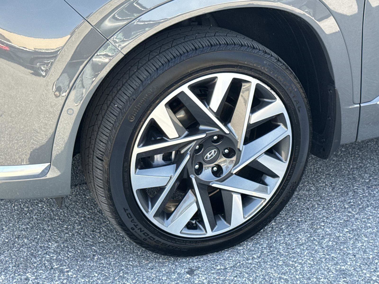 Certified 2023 Hyundai Santa Fe Calligraphy w/ Cargo Package AWD/4WD image 30