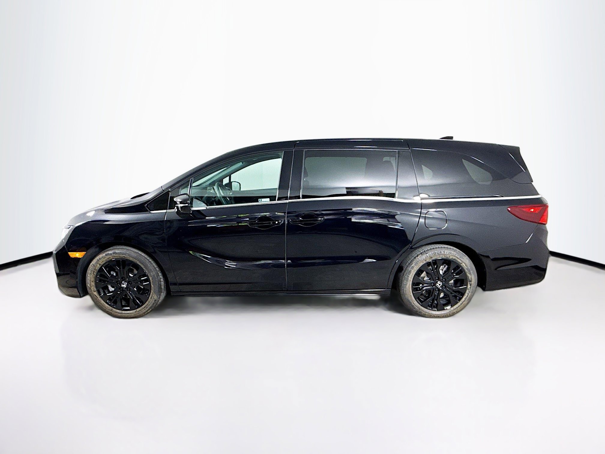 Certified 2026 Honda Odyssey Sport-L image 7
