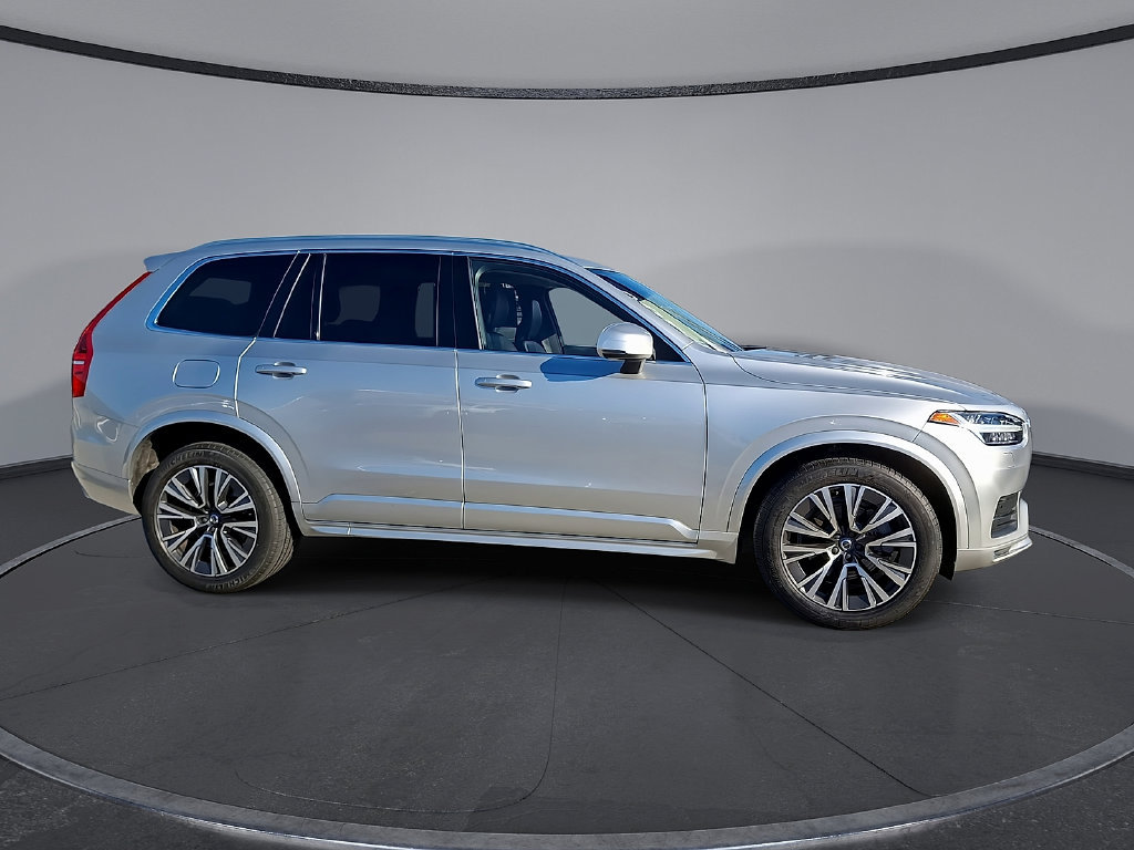 Used 2021 Volvo XC90 T5 Momentum w/ Climate Package FWD image 6
