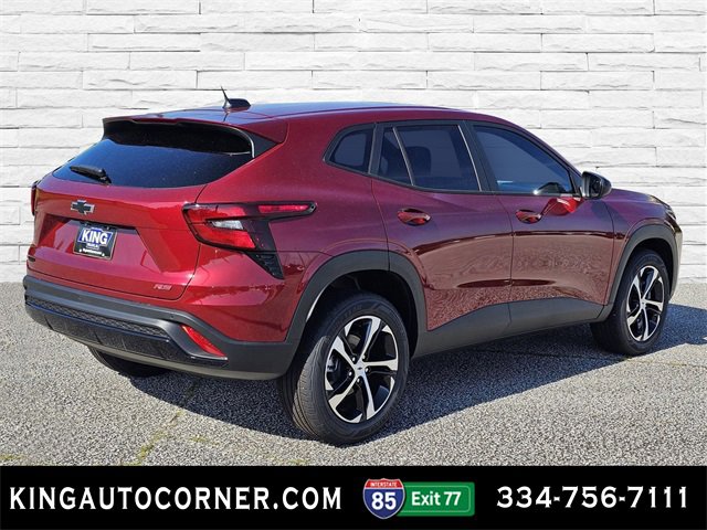 New 2025 Chevrolet Trax RS w/ Driver Confidence Package image 5