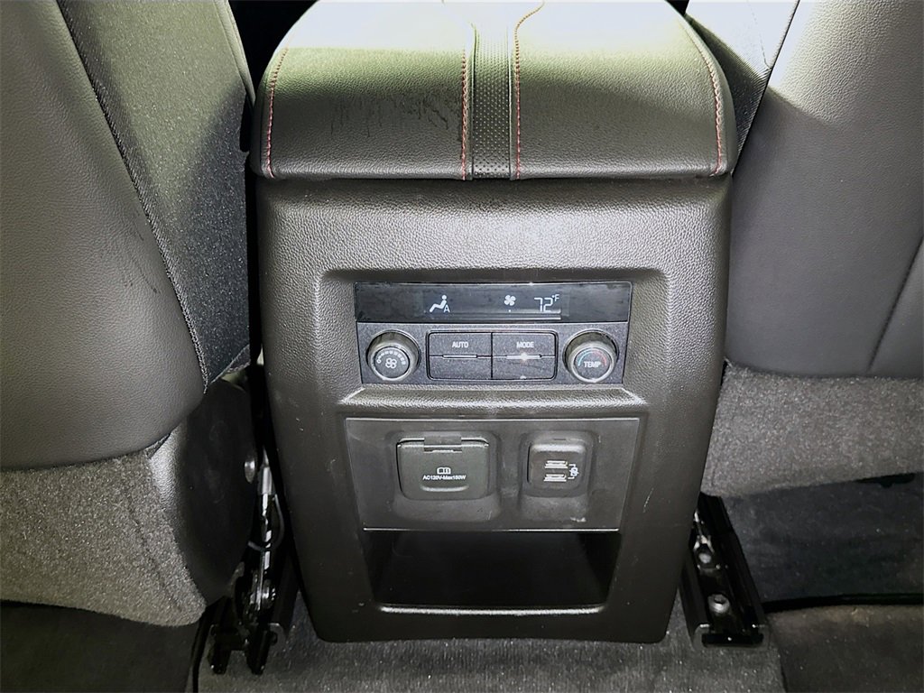 Used 2022 Chevrolet Traverse RS image 23