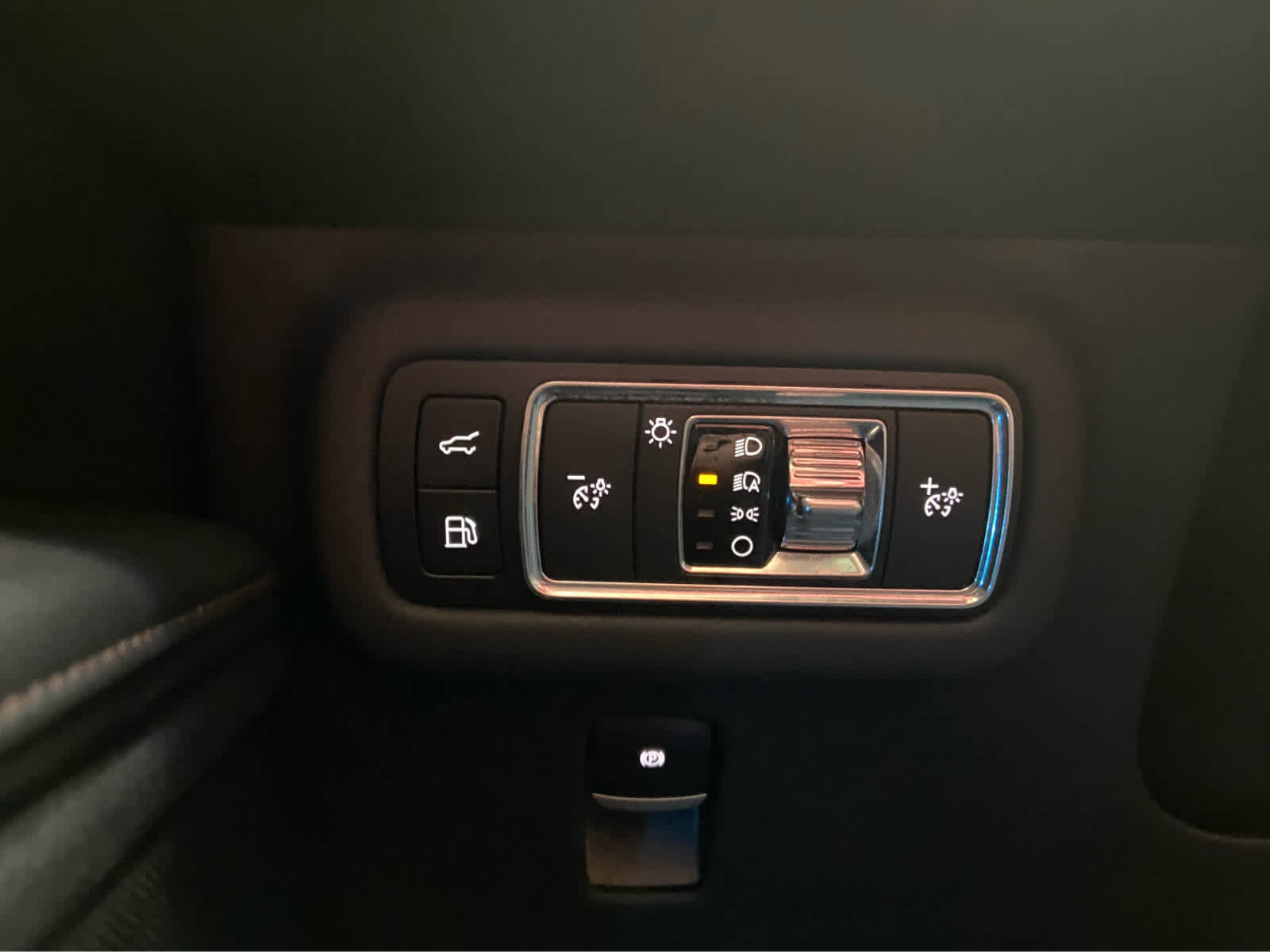 Used 2024 Lincoln Nautilus Premier w/ Equipment Group 102A image 41