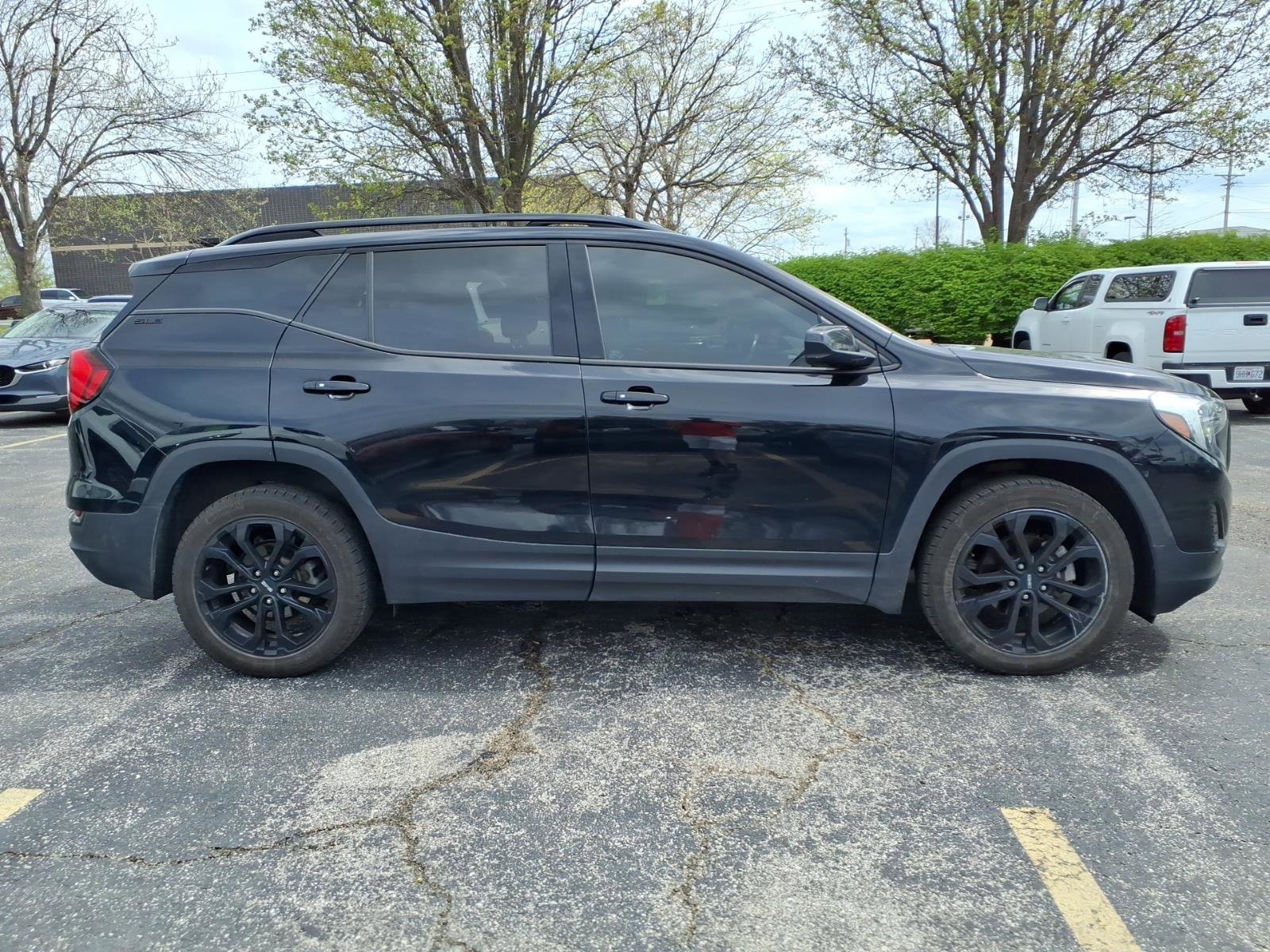 Used 2020 GMC Terrain SLE w/ Driver Convenience Package AWD/4WD image 28