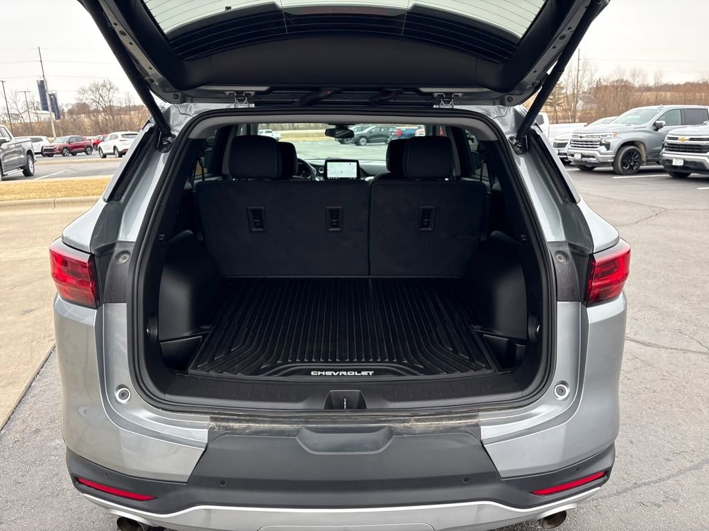 Certified 2025 Chevrolet Blazer LT w/ Convenience Package image 26