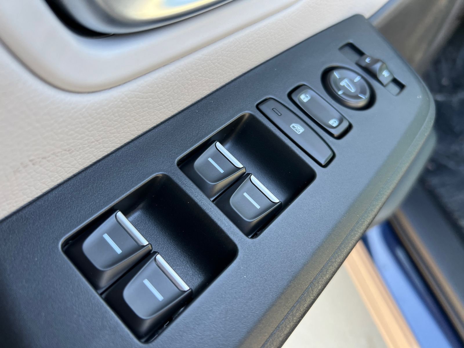 New 2025 Honda Pilot Touring image 11