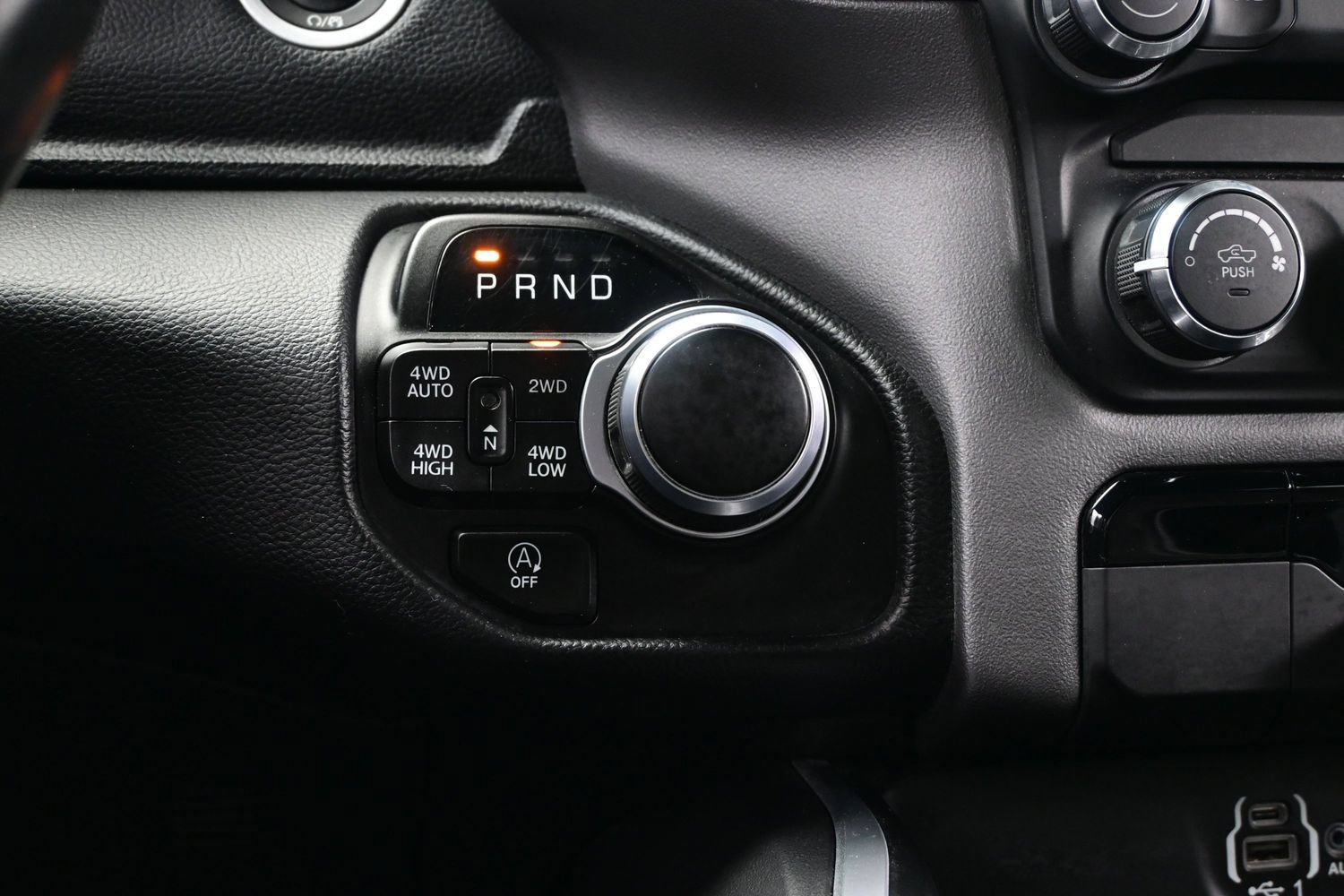 Used 2022 RAM 1500 Big Horn AWD/4WD image 24