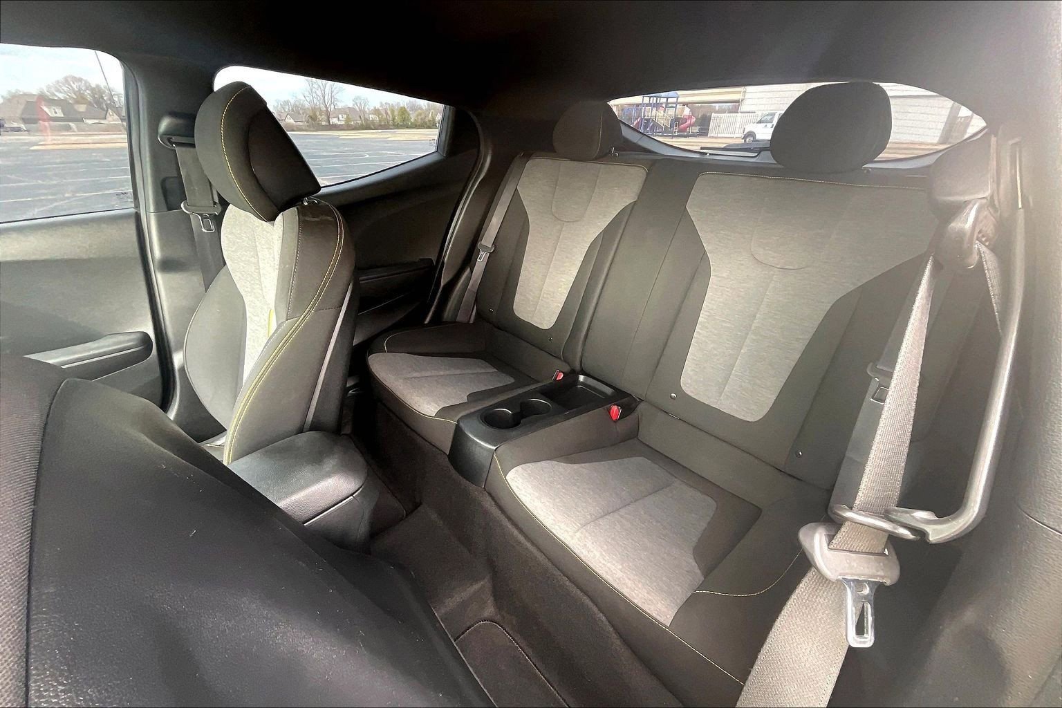 Used 2019 Hyundai Veloster Turbo R-Spec image 17