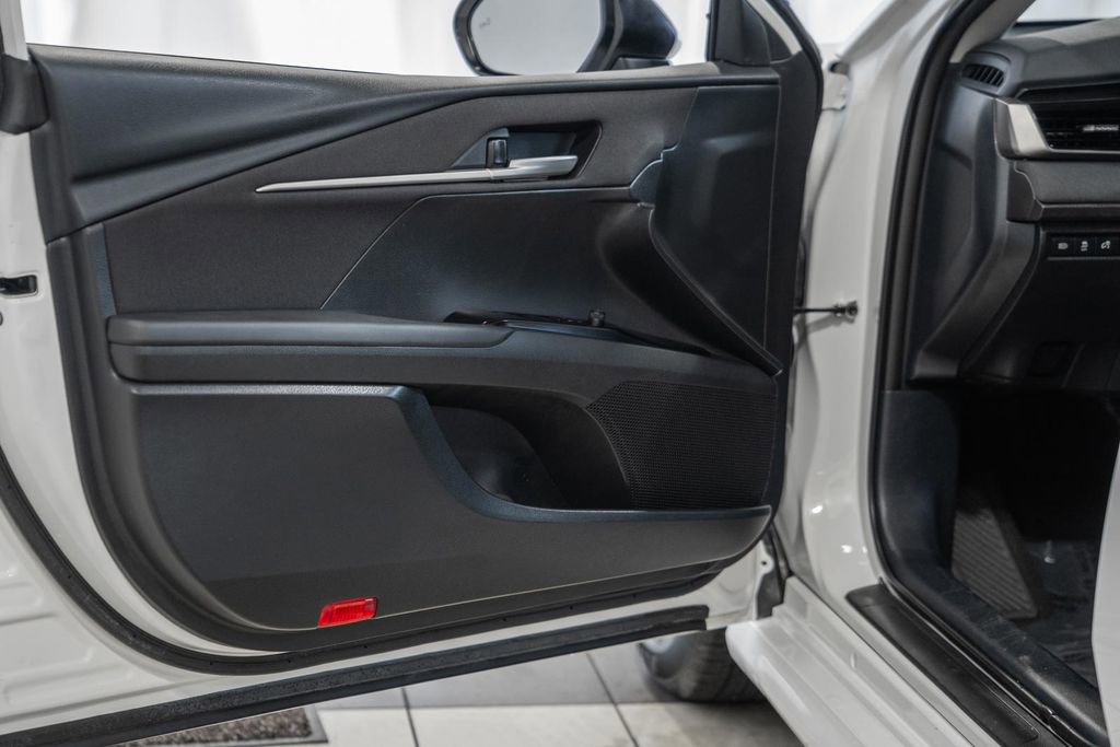 Used 2025 Toyota Camry LE image 36