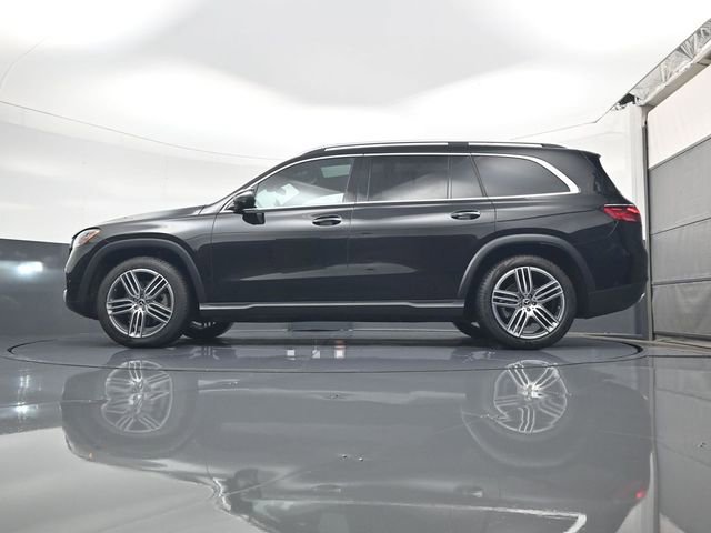Used 2025 Mercedes-Benz GLS 450 4MATIC image 23