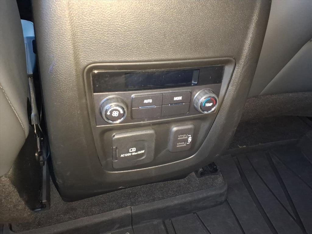 Certified 2024 Buick Enclave Essence w/ Experience Buick Package image 12