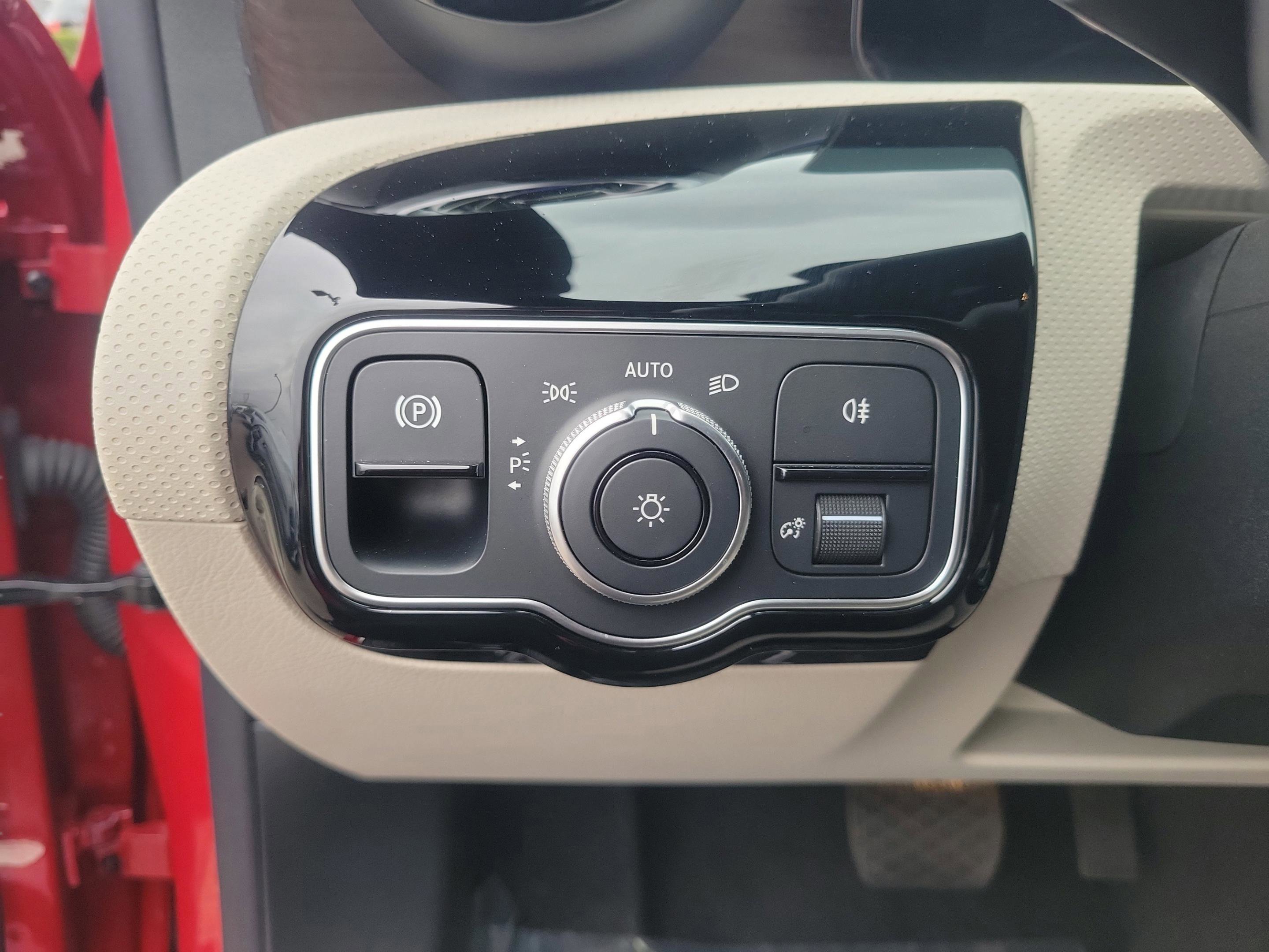 Certified 2026 Mercedes-Benz CLA 250 image 32