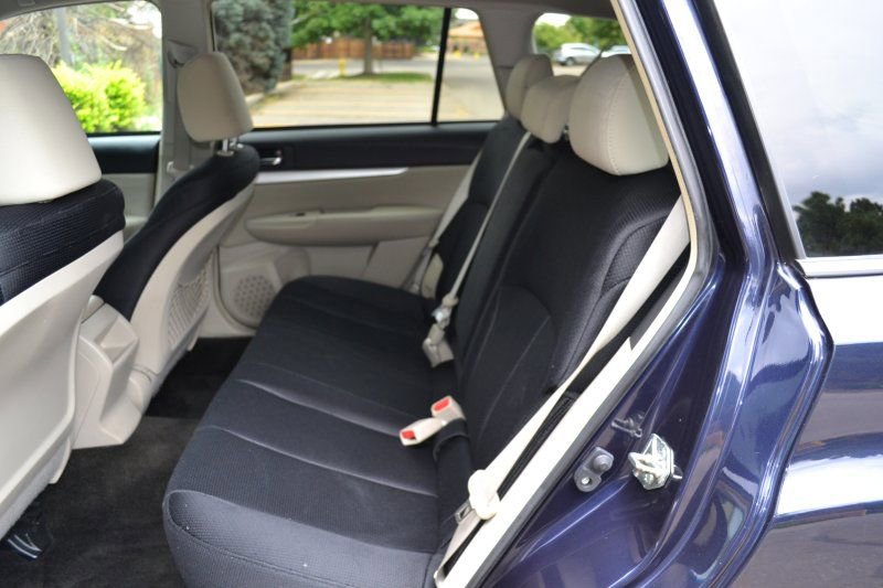 Used 2012 Subaru Outback 2.5i Premium w/ All-Weather Pkg image 30