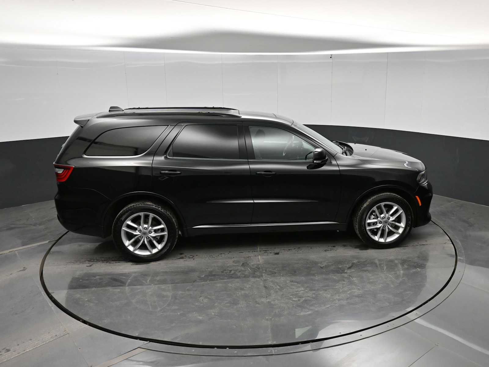 Used 2024 Dodge Durango GT AWD/4WD image 30