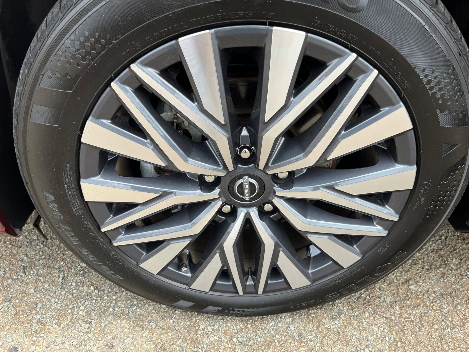 Used 2025 Nissan Altima 2.5 SV image 35