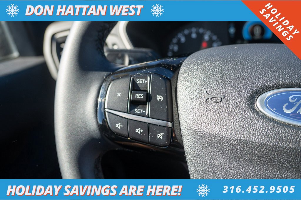 Used 2022 Ford Escape SE w/ Cold Weather Package image 11