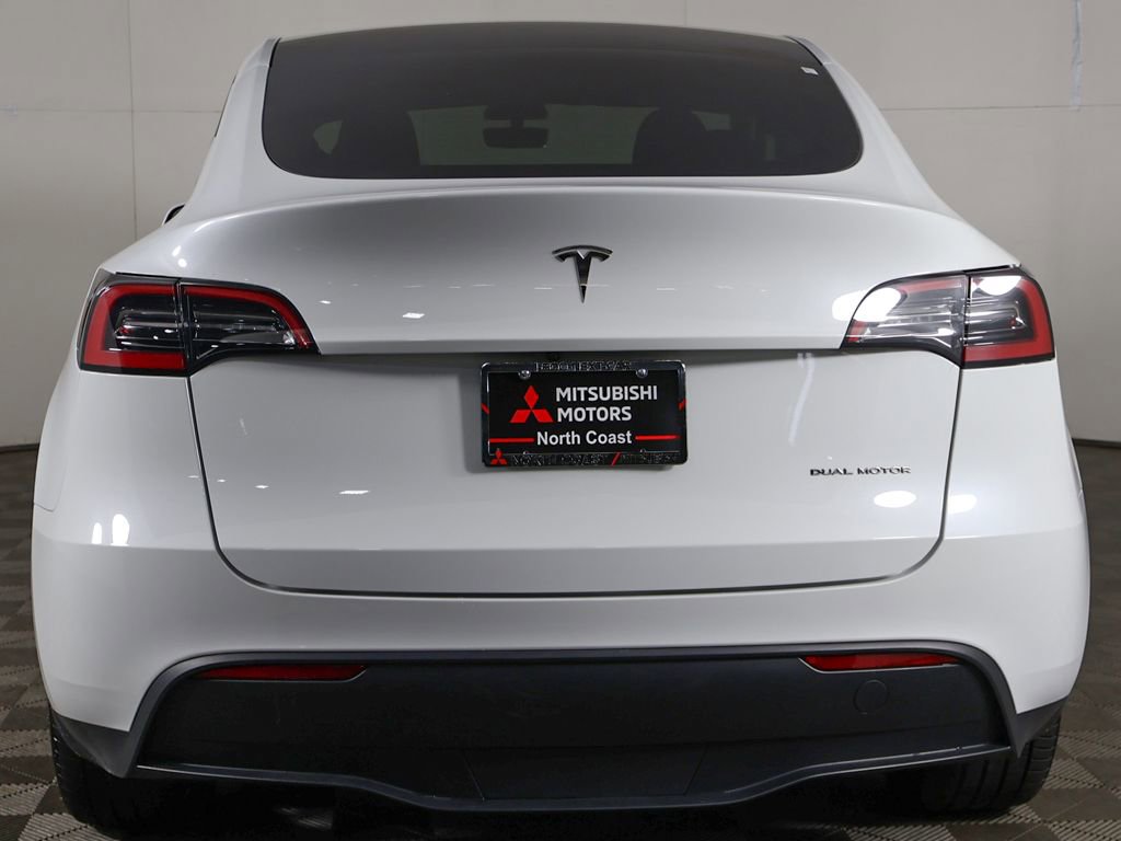 Used 2023 Tesla Model Y AWD image 13
