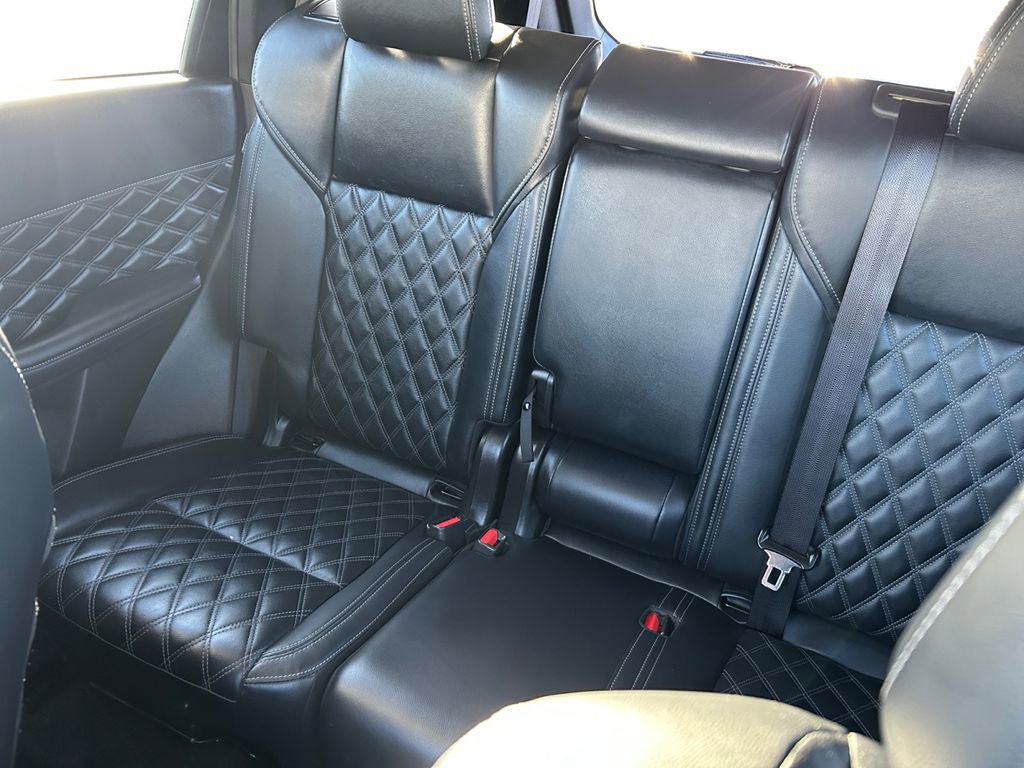 Used 2024 Mitsubishi Outlander SEL image 14