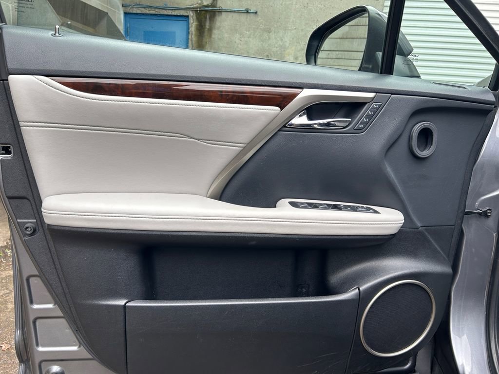 Used 2019 Lexus RX 350 FWD w/ Navigation Package image 21