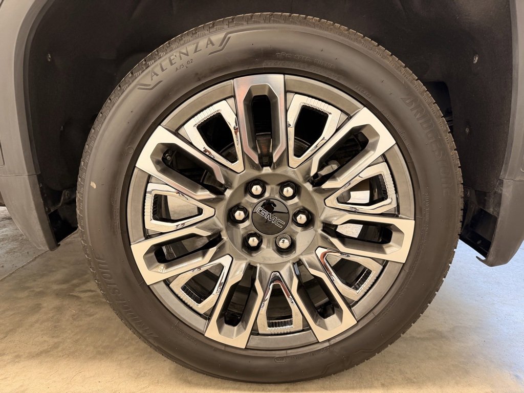 Used 2025 GMC Sierra 1500 Denali Ultimate image 17