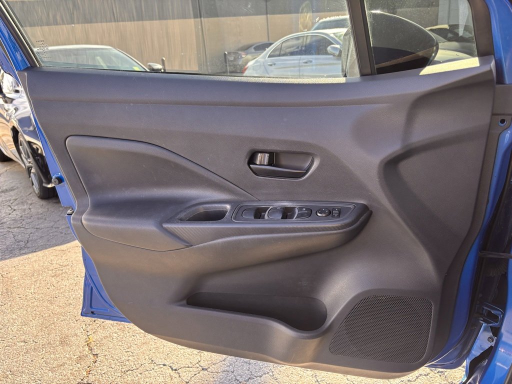 Used 2020 Nissan Versa S image 11