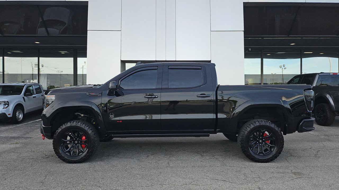 Used 2025 GMC Sierra 1500 AT4 w/ AT4 Premium Package AWD/4WD image 2