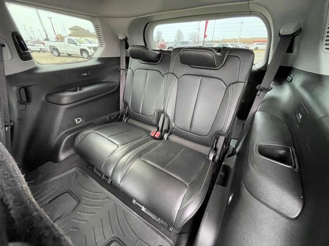 Used 2022 Jeep Grand Cherokee L Limited image 19