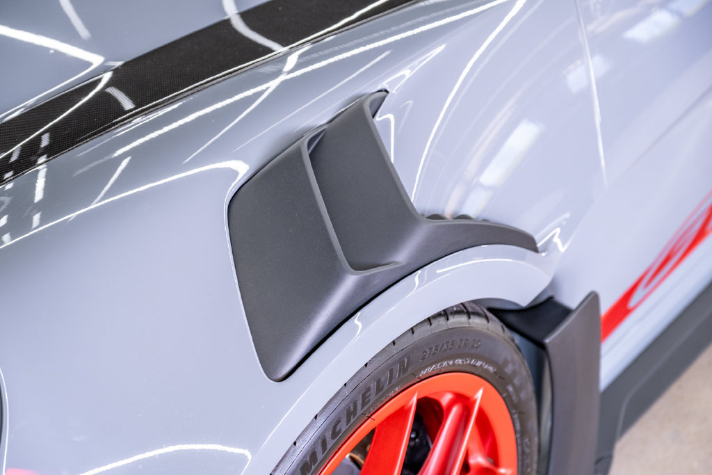 Used 2024 Porsche 911 GT3 RS w/ Weissach Package RWD image 22