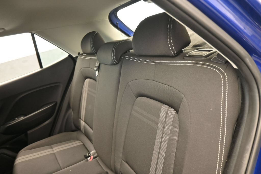 Used 2022 Hyundai Venue SEL FWD image 29
