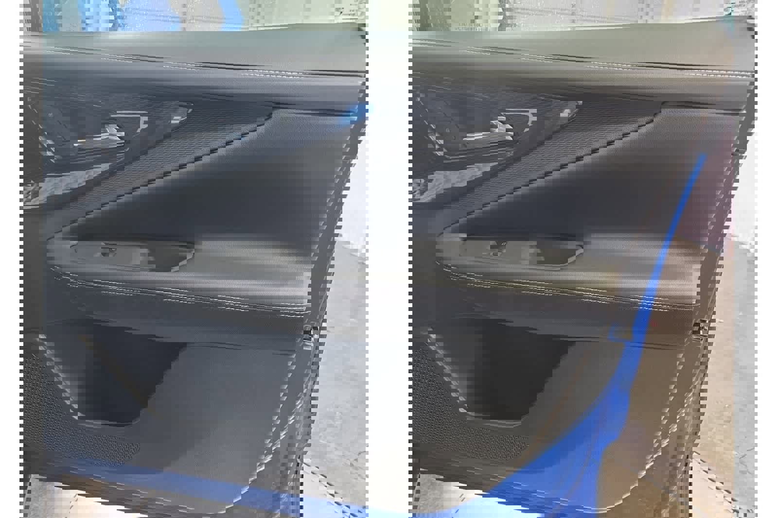 Used 2025 Chevrolet Blazer EV LT image 14