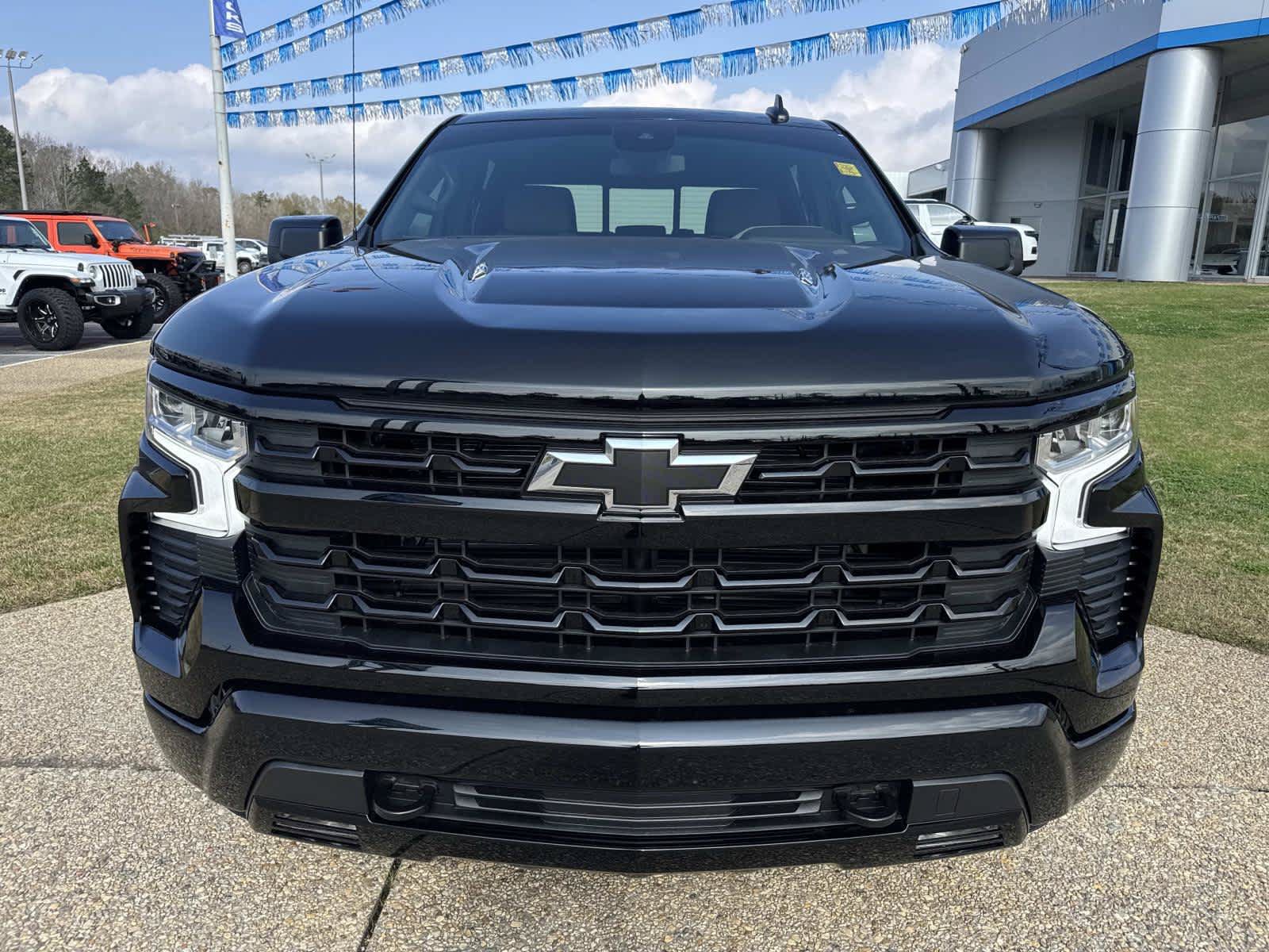 New 2026 Chevrolet Silverado 1500 RST w/ Z71 Off-Road Package AWD/4WD image 2