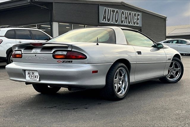 Used 1997 Chevrolet Camaro Z28 w/ Preferred Equipment Group 2 image 5