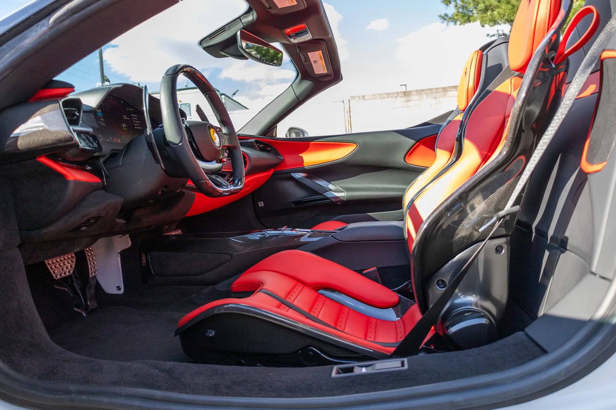 Used 2025 Ferrari SF90 Spider image 58