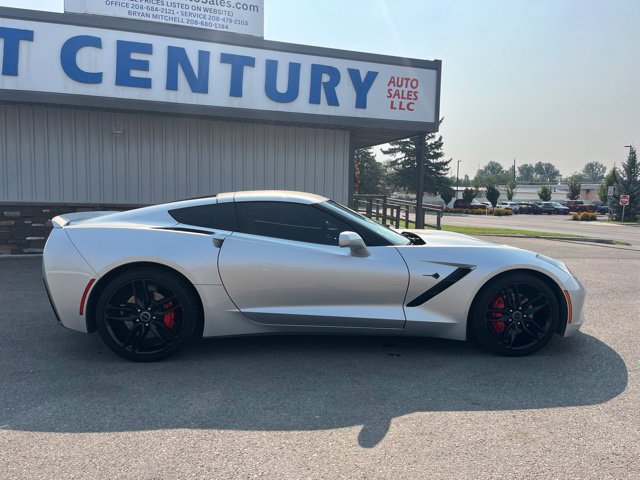 Used 2016 Chevrolet Corvette Stingray Coupe w/ 3LT Preferred Equipment Group RWD image 17