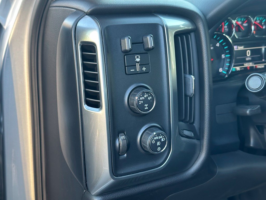 Used 2016 Chevrolet Silverado 1500 LT w/ All Star Edition AWD/4WD image 29