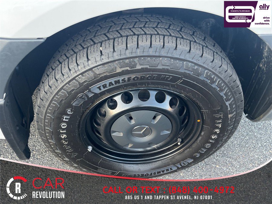Used 2025 Mercedes-Benz Sprinter 2500 image 34