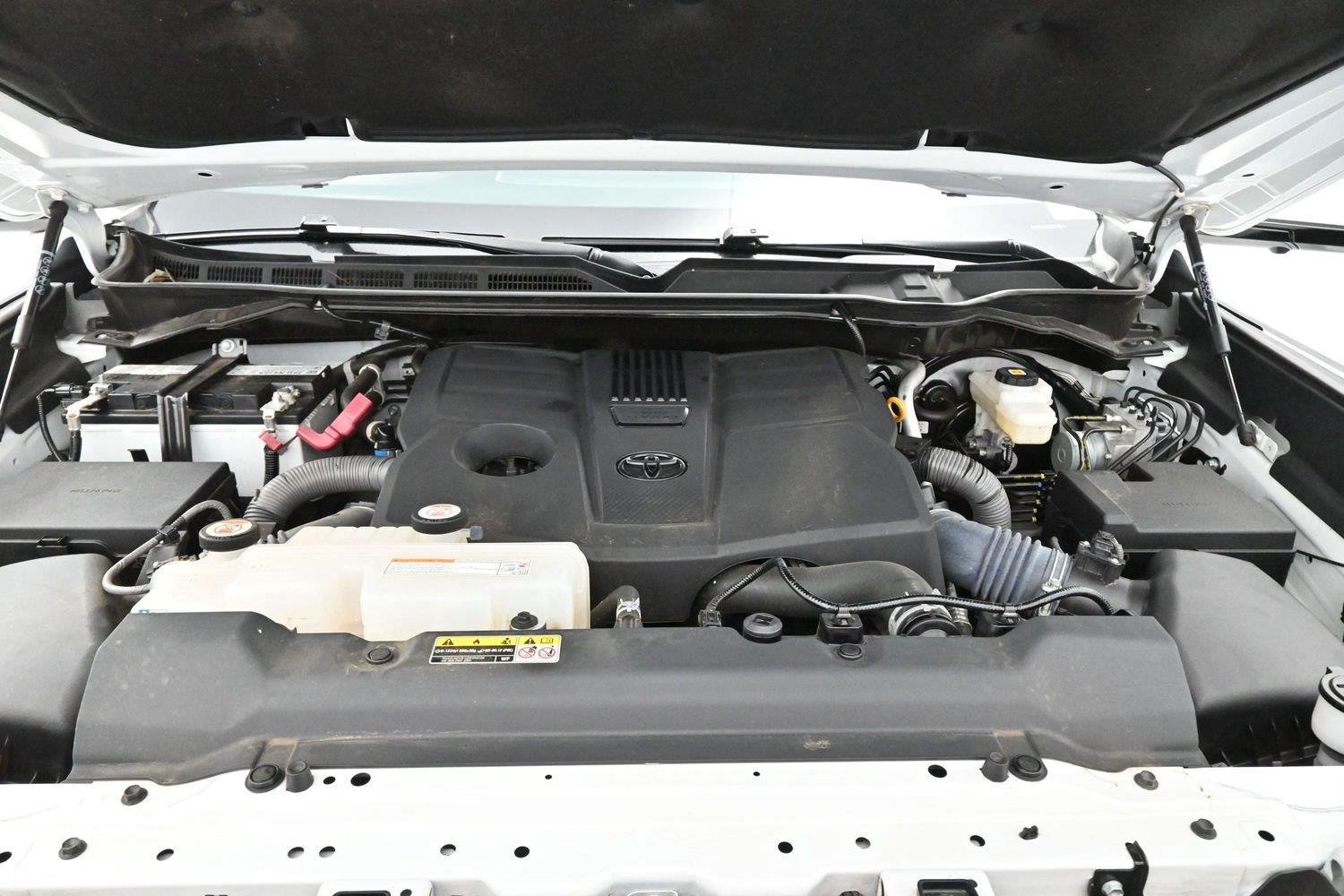Used 2023 Toyota Tundra Limited AWD/4WD image 39