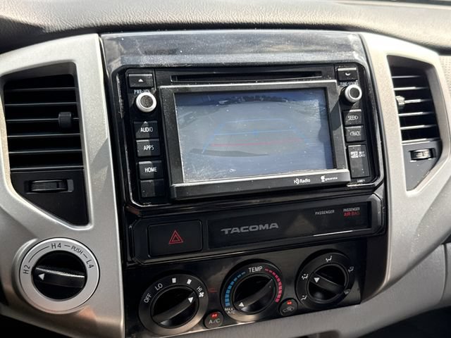 Used 2015 Toyota Tacoma 4x4 Double Cab w/ TRD Off-Road Package image 23