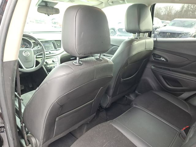 Used 2022 Buick Encore Preferred w/ Safety Package image 20