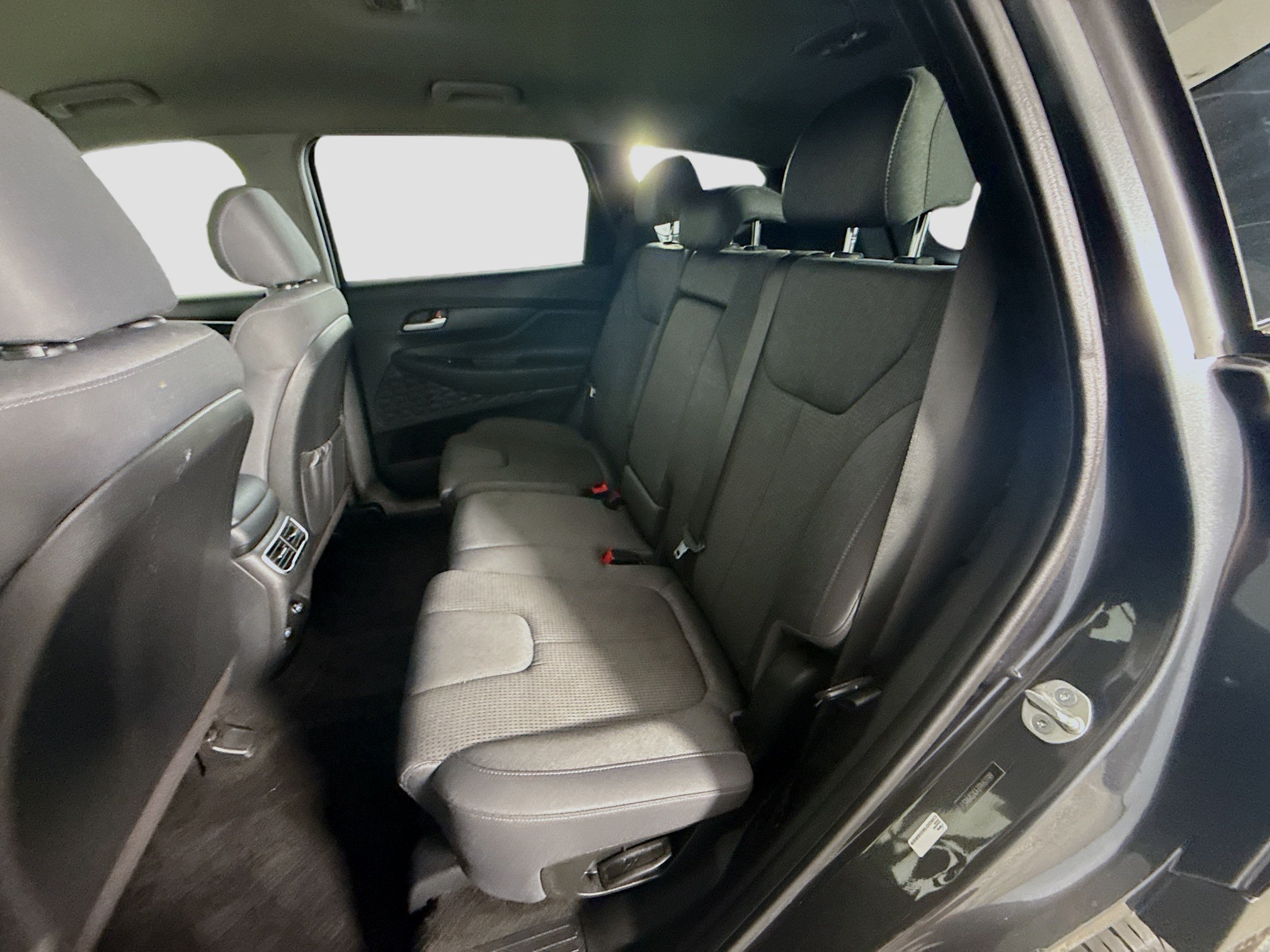 Used 2023 Hyundai Santa Fe SEL FWD image 25