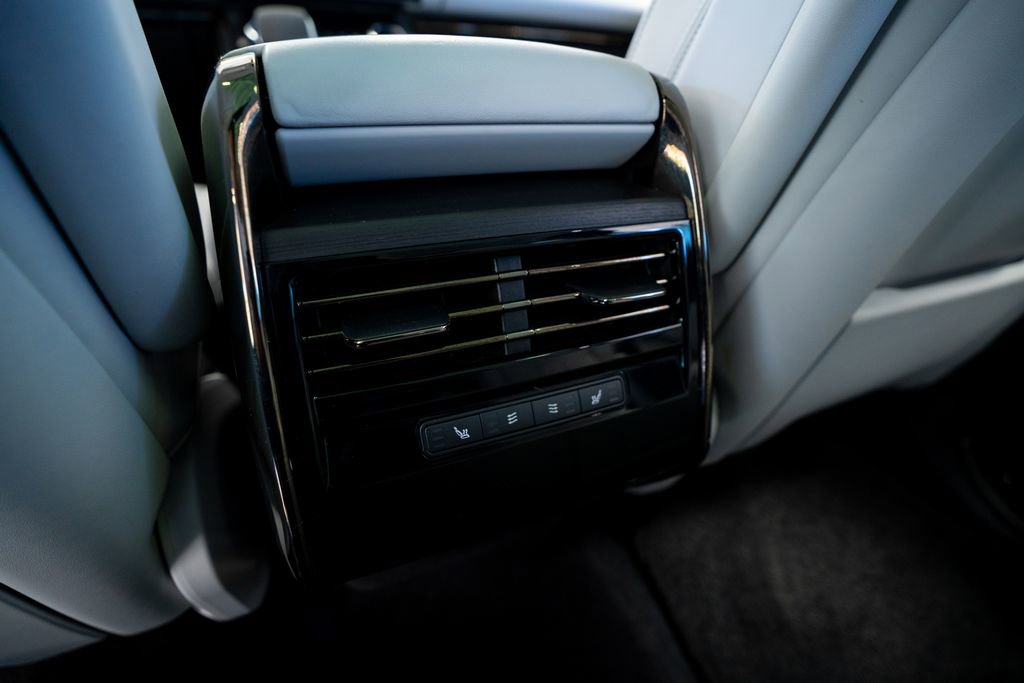 Used 2023 Land Rover Range Rover Sport SE image 52