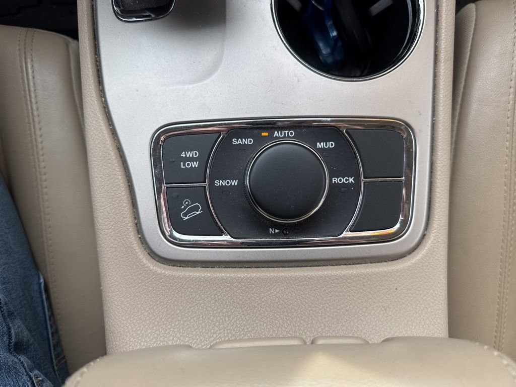 Used 2014 Jeep Grand Cherokee Limited image 19