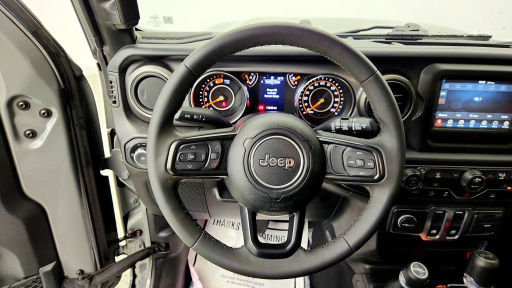 Used 2023 Jeep Wrangler Sport AWD/4WD image 13
