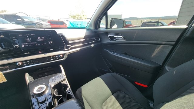 Used 2023 Kia Sportage LX AWD/4WD image 17