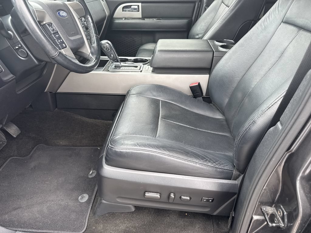 Used 2017 Ford Expedition EL Limited w/ Equipment Group 301A RWD image 12