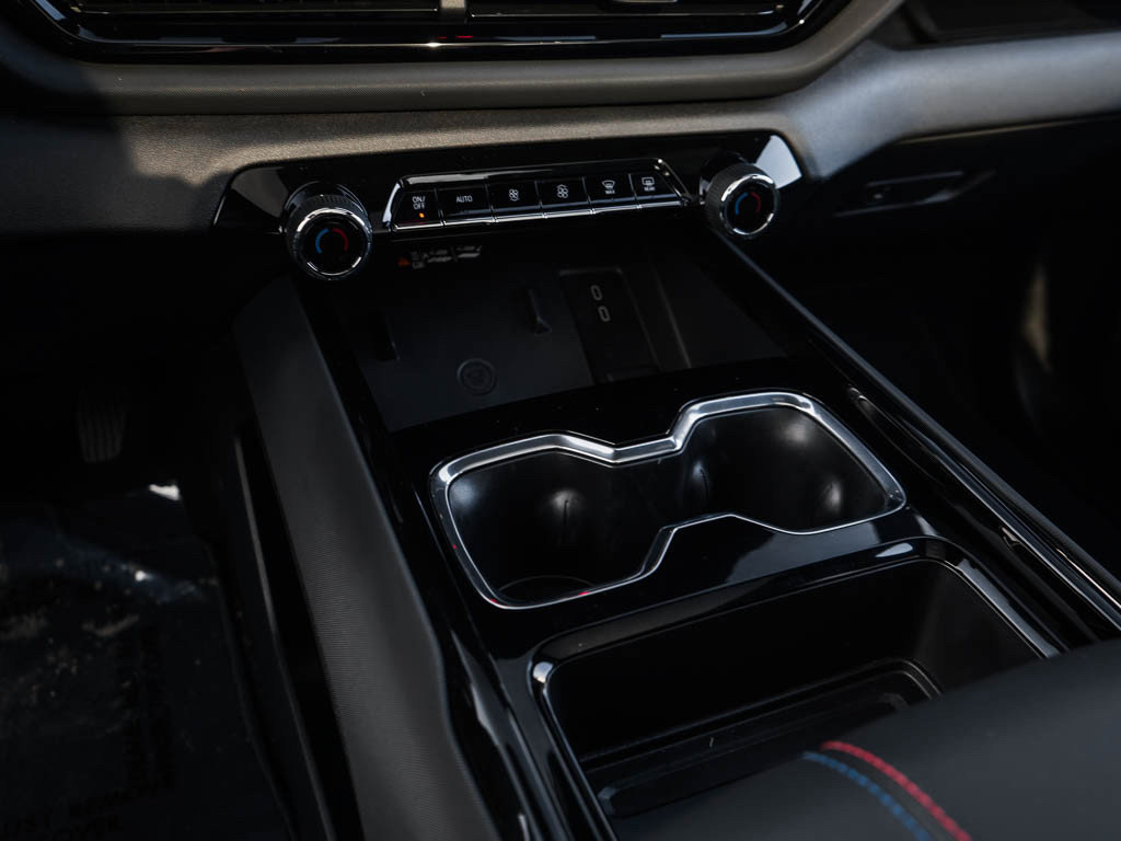 New 2025 Chevrolet Silverado EV RST image 24