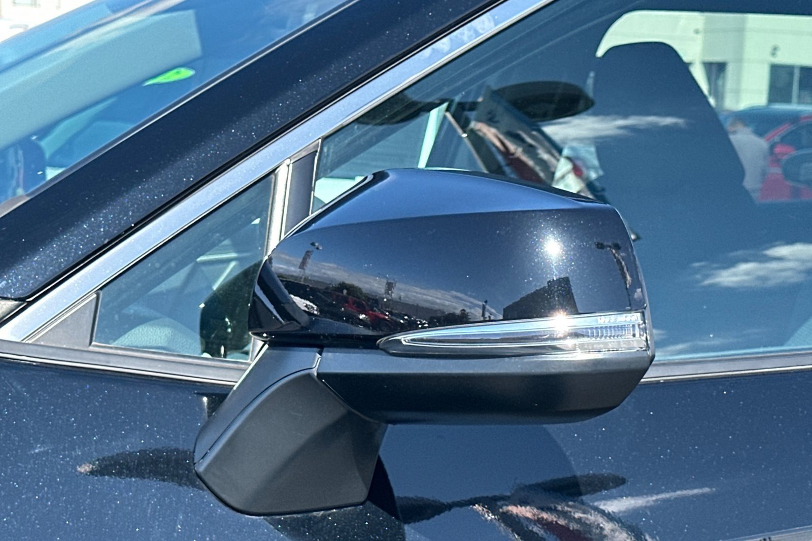 Used 2022 Toyota RAV4 LE image 50