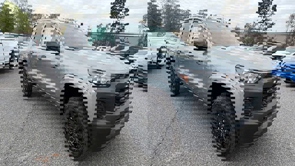 New 2026 Chevrolet Colorado W/T w/ WT Custom Package image 3