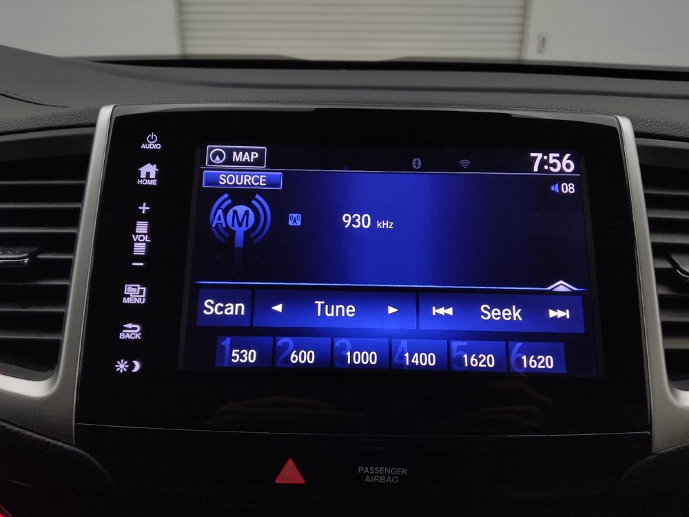 Used 2018 Honda Pilot Touring image 25
